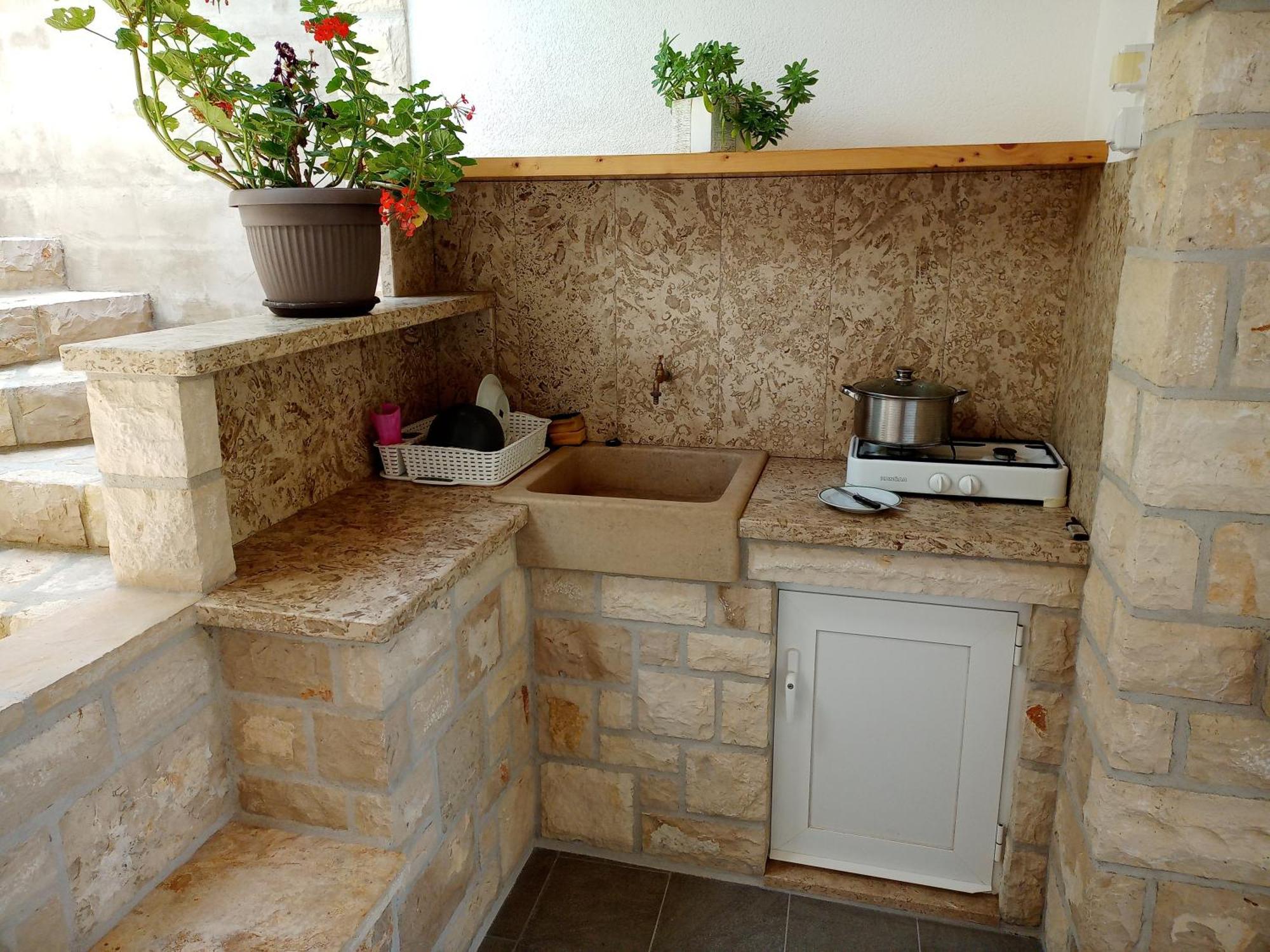 Vila Contessa Robinson House Zrnovo Exteriér fotografie